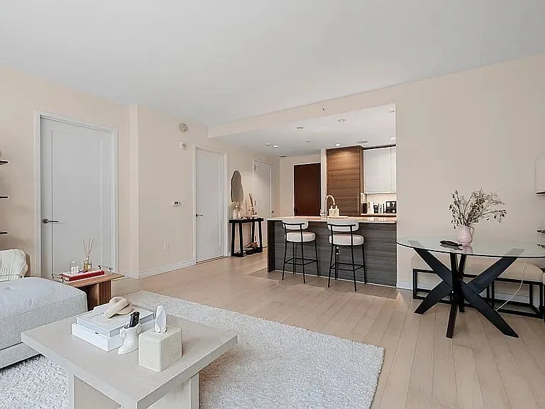 1 Franklin St #1109 — Photo 8