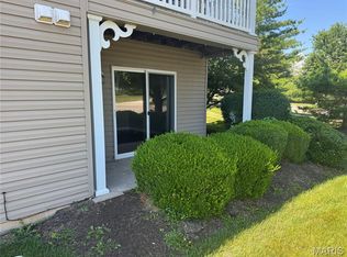 1100 Spring Creek Ln, O'Fallon, MO 63368