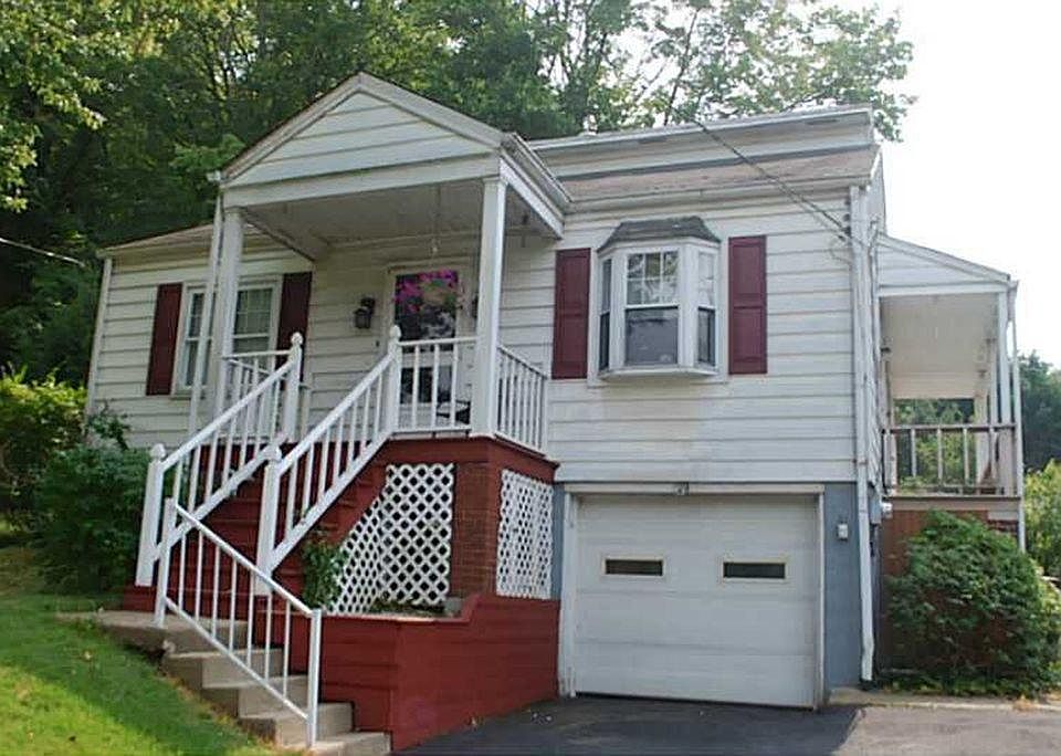 2nd image of 1114 College Ave