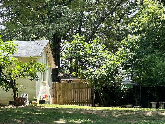2nd image of 6058 Lanier Blvd