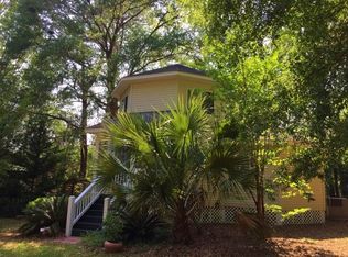 8132 Manse Rd, Edisto Island, SC 29438