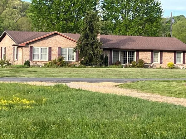 1693 Stoner Creek Rd, Elk Horn, KY 42733