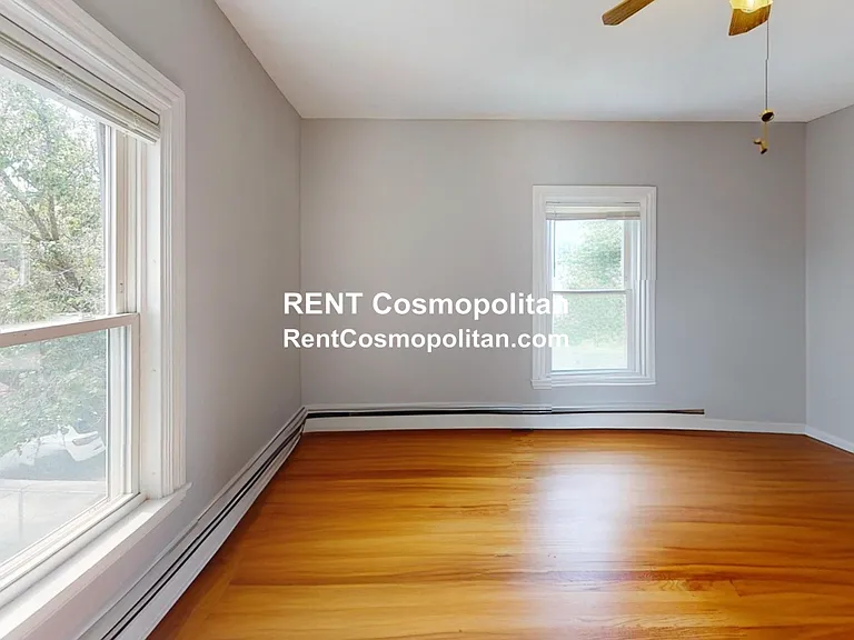 36 Lawrence St #2 — Photo 3
