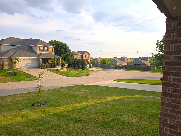 110 Outfitters Ct — Photo 11