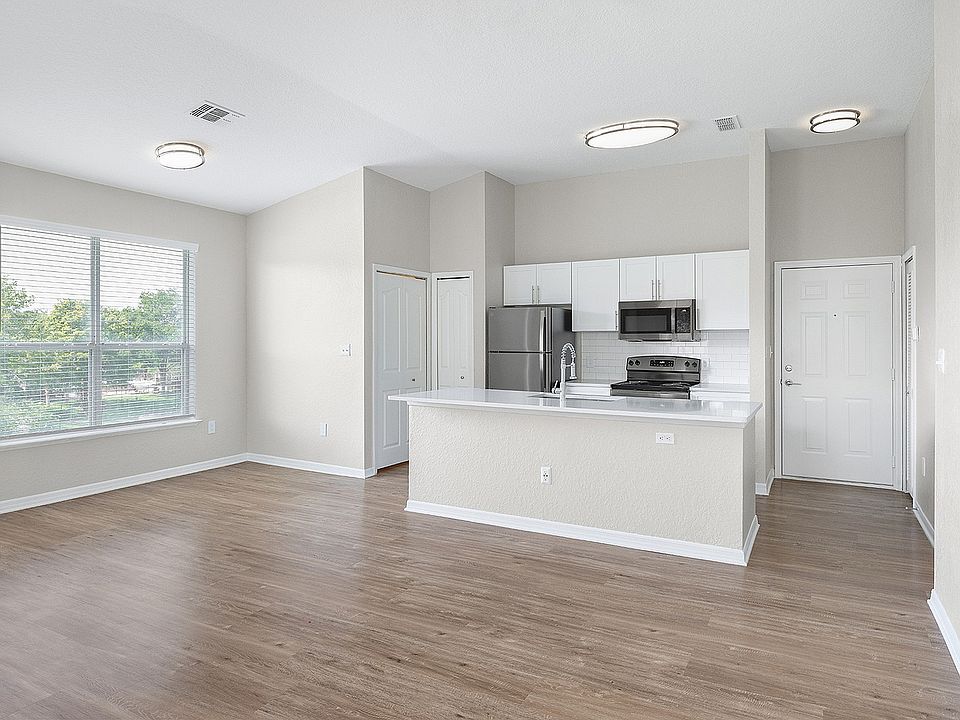 C181430 Indigo West-21