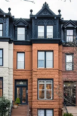 Sold by Compass | media 14