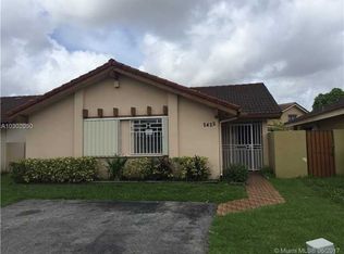 2422 SW 113th Ct, Miami, FL 33165