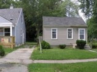 25562 Student, Redford, MI 48239