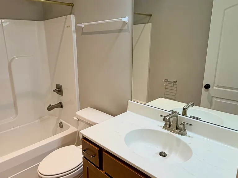 2651 Royal Ct — Photo 17