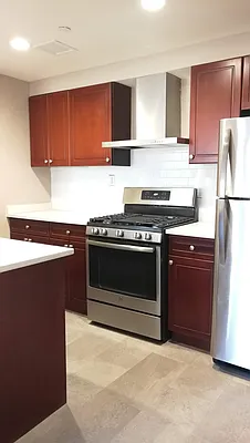 Sold by Winzone Realty Inc | media 5