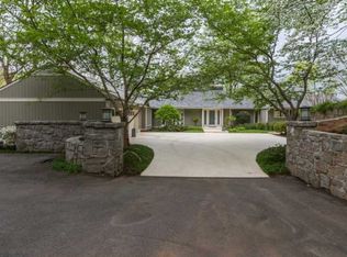 5830 Winterthur Dr, Sandy Springs, GA 30328