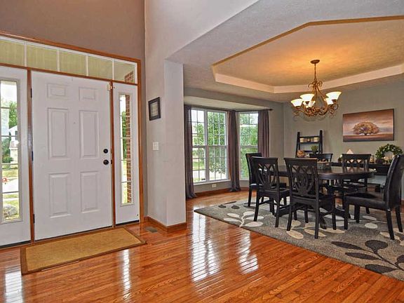 2nd image of 1263 Royal Oak Dr