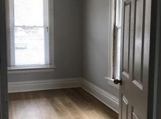 1009 W 14th St, Davenport, IA