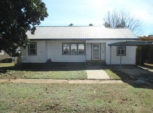 920 E 5th St, Booneville, AR 72927