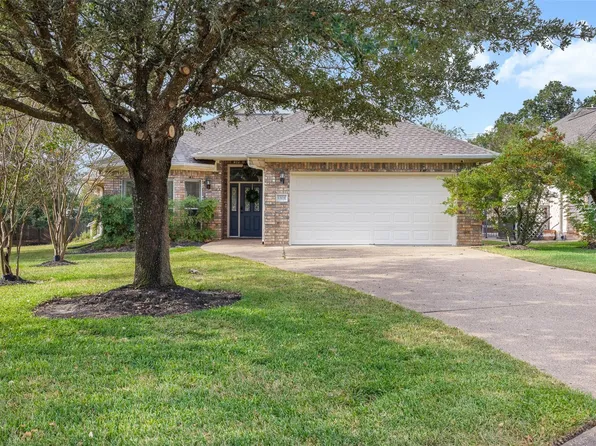 1304 Wilshire (pvt) Ct, College Station, TX 77845
