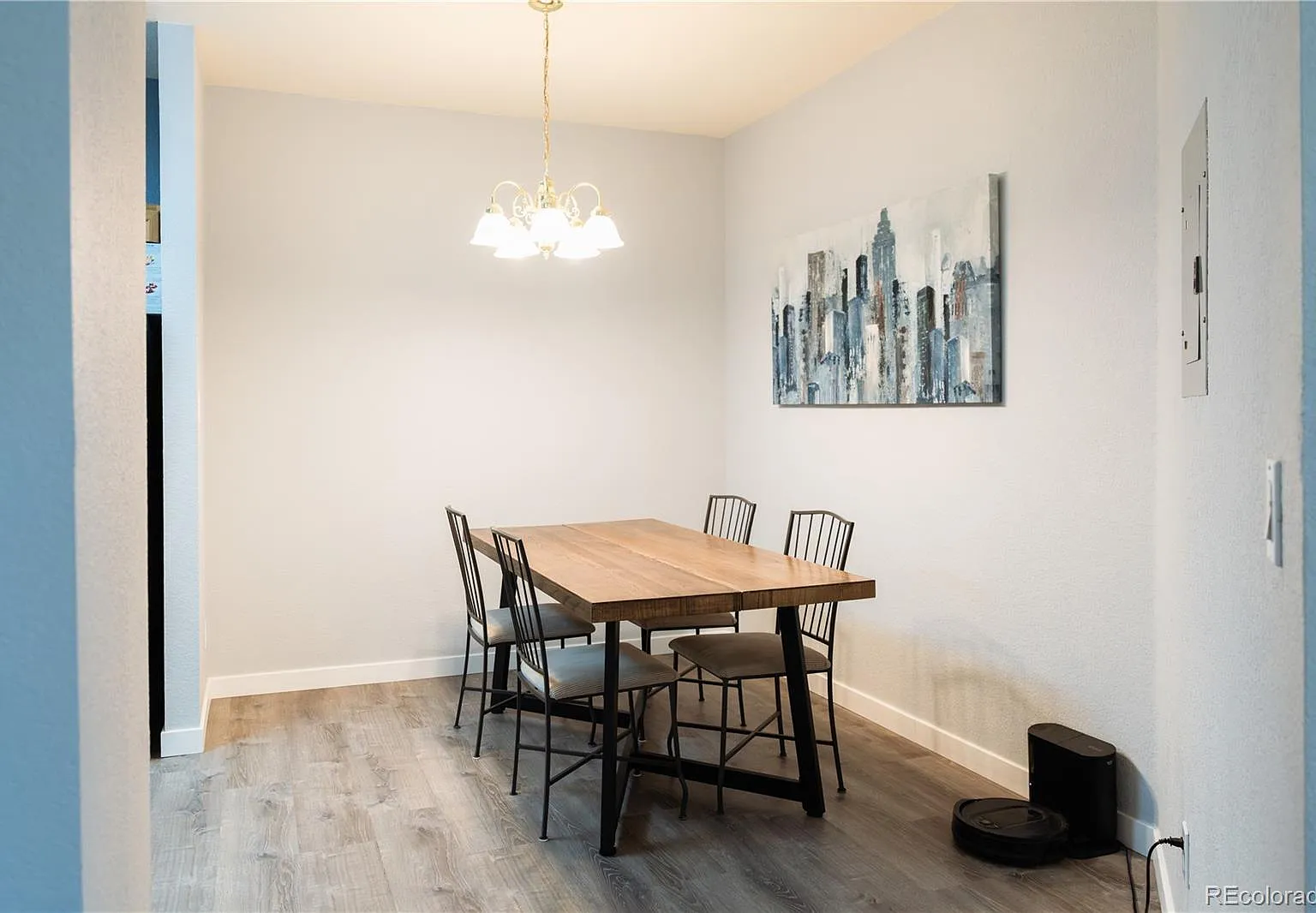 2 bed, 1.0 bath, 920 sqft, $1,800 — Photo 4