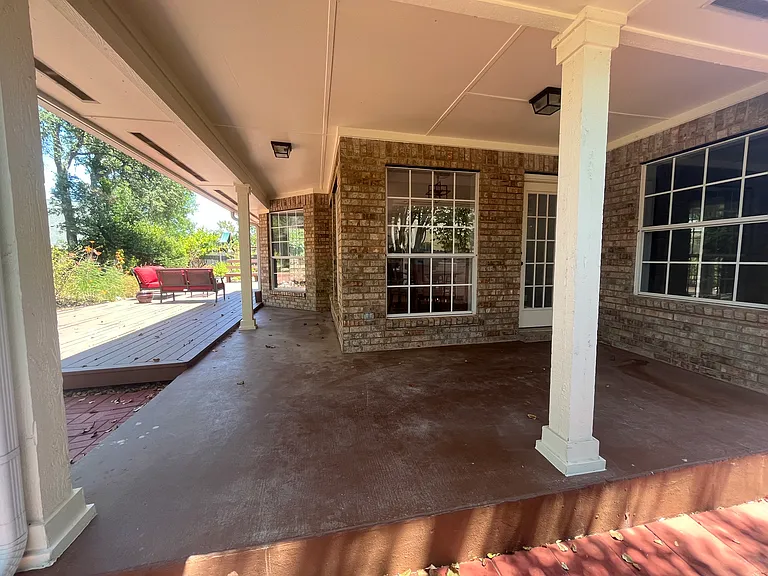 10410 Laurel Hill Cv — Photo 25