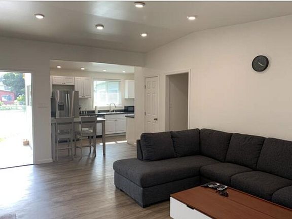 3rd image of 2573 Fordham St