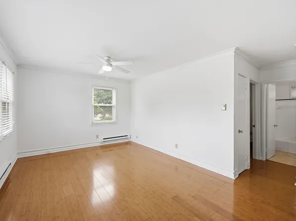 635 Daniels St #A, Raleigh, NC 27605