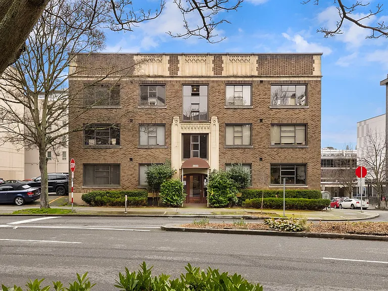 The Windermere Apartments — Photo 28
