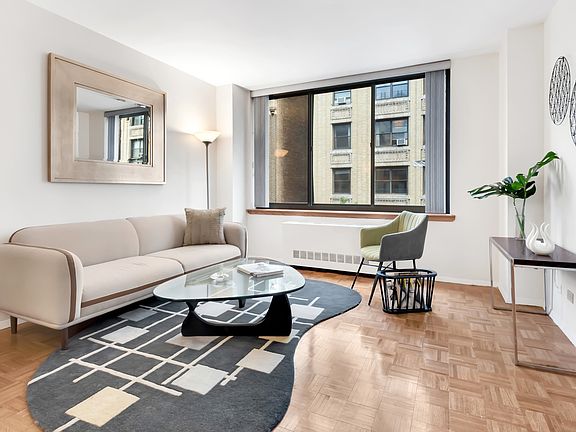 2nd image of 250 W 89th St APT 5E