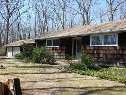 1st image of 11 Soundview Dr N