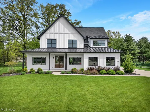 25746 Danielle Dr, Westlake, OH 44145