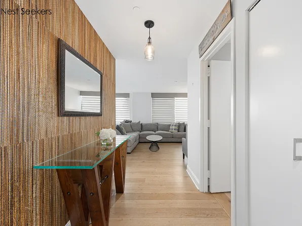 215 East 96th Street PHH image 3 of 23