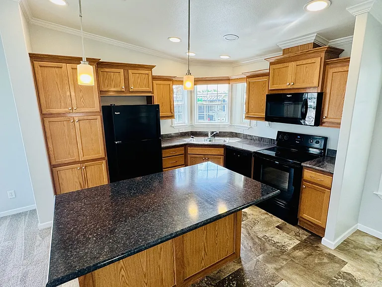 Lakeshore Landings — Photo 19