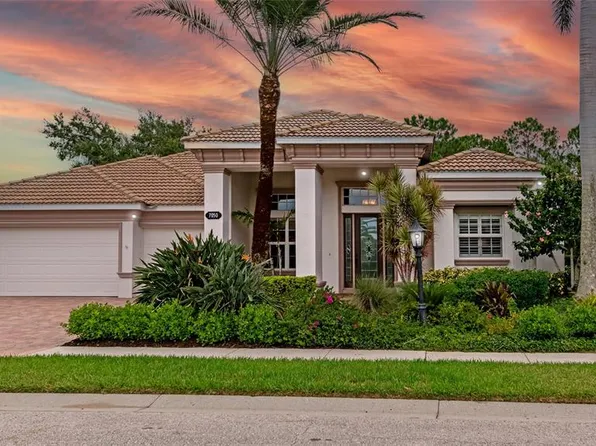 7050 Scrub Jay Dr, Sarasota, FL 34241