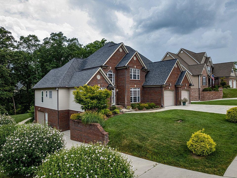1st image of 556 Kashaya Ln