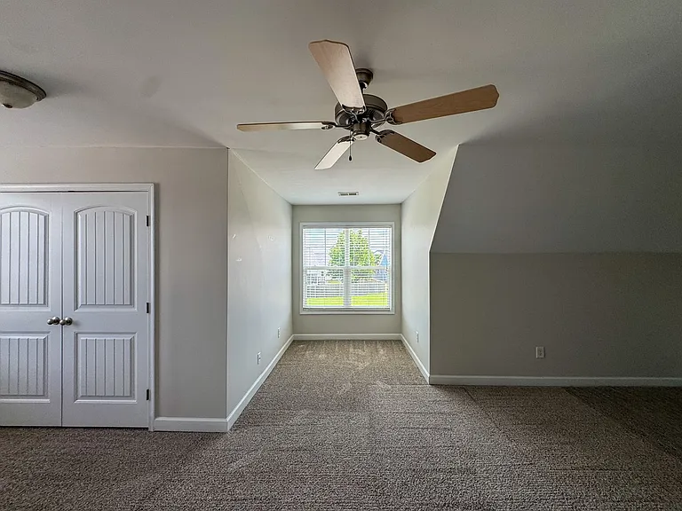 5905 Gentleman Dr — Photo 30
