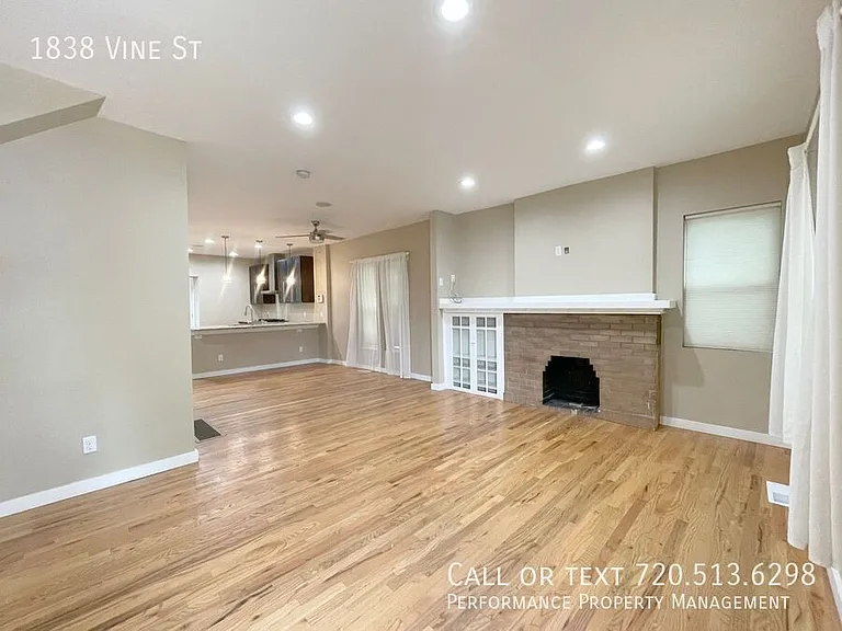 1838 Vine St — Photo 7