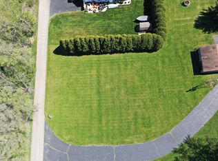 N6629 Knoll Rd, Elkhorn, WI 53121