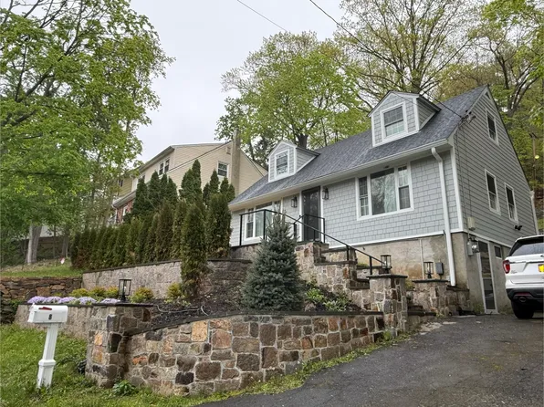 8 Palmer Ave, N White Plains, NY 10603