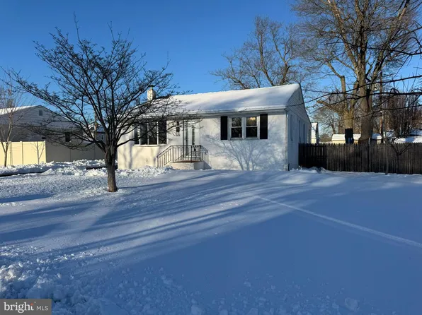 455 Jefferson Ave, Penndel, PA 19047