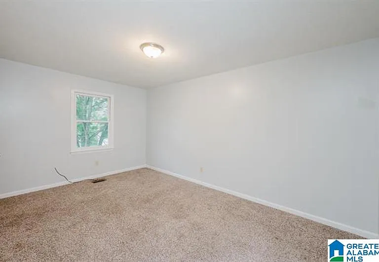 218 Carl Nichols Dr — Photo 10