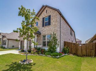 6136 Sutton Fields Trl, Aubrey, TX 76227