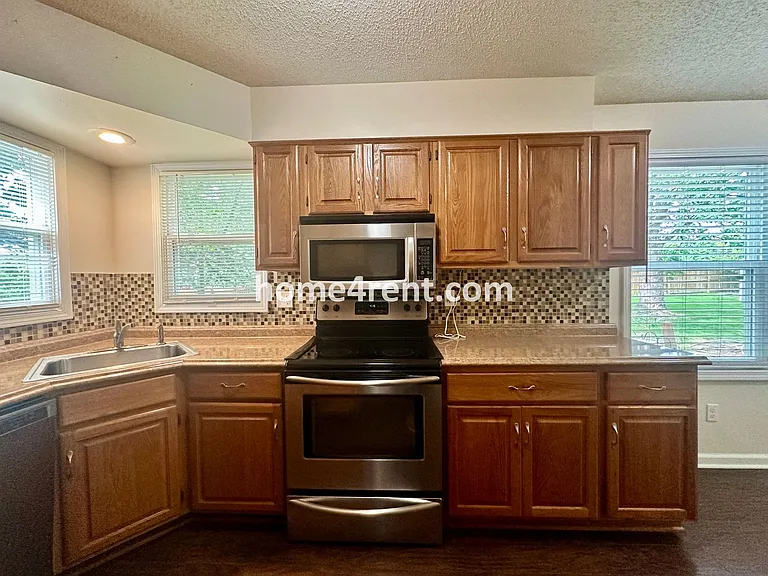 12302 S Shannan Ct — Photo 12
