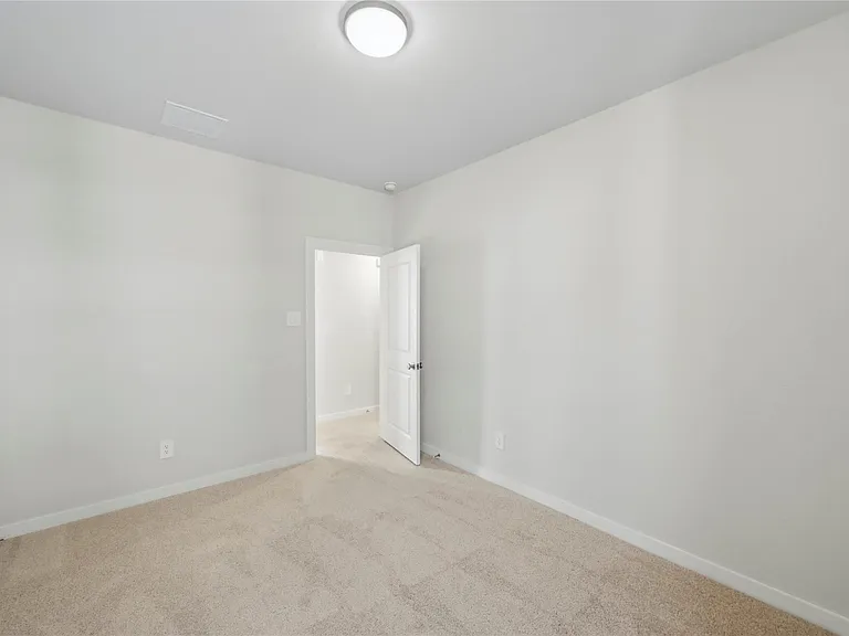 29821 Ellwood Ln — Photo 32