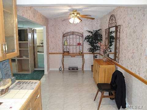 4th image of 16419 96th St