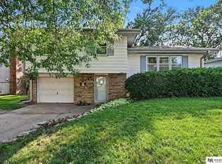 5624 N 96th St, Omaha, NE 68134