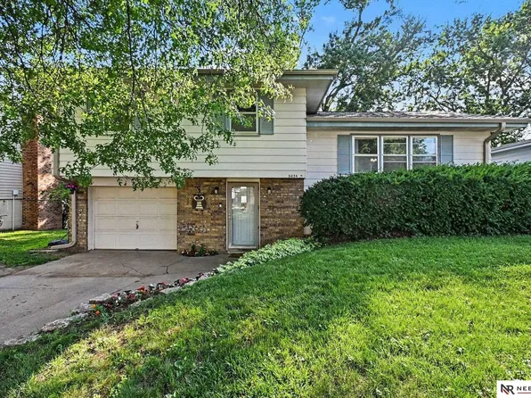 5624 N 96th St, Omaha, NE 68134
