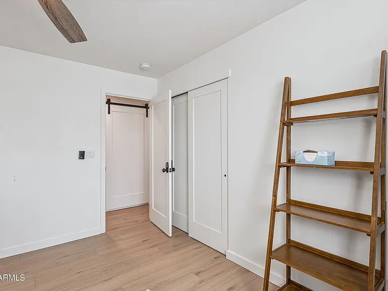 1726 N 74th Pl — Photo 17
