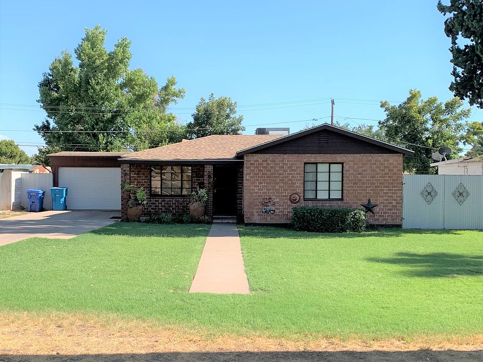 1st image of 3037 E Mulberry Dr