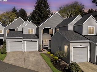 5225 Jean Rd APT 512, Lake Oswego, OR 97035