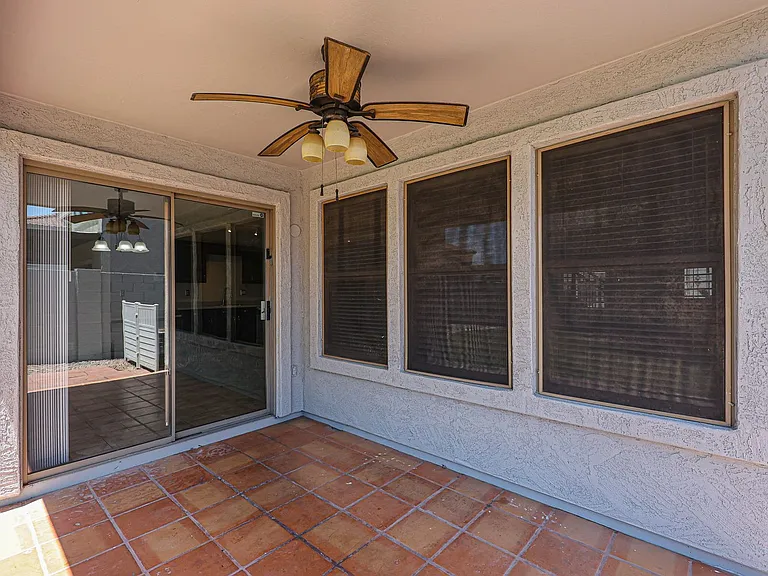 3385 E Longhorn Dr — Photo 38