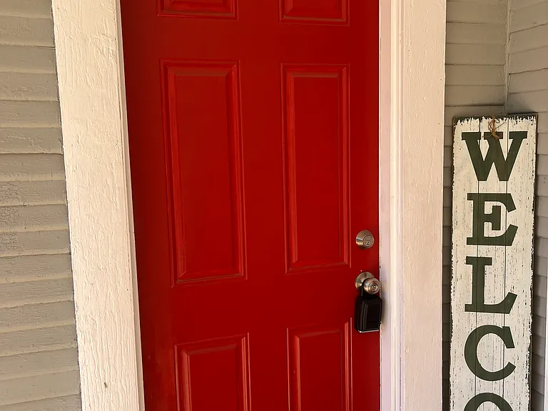 431 E Woodard St #102 — Photo 9