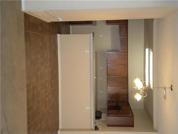 3rd image of 6701 Parque Del Sol Dr