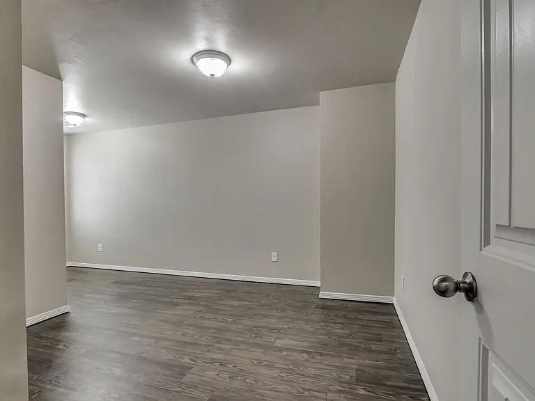 2149 Buena Vida Ln — Photo 26